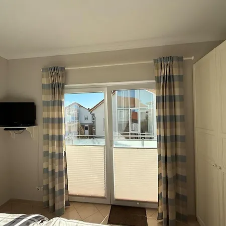 Ostseeblick Penthouse, Schoenberger Strand アパート シェーンベルガー・シュトランド