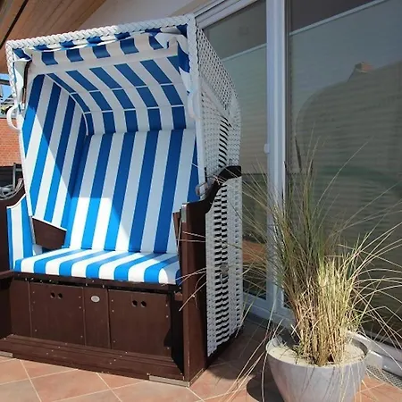 Ostseeblick Penthouse, Schoenberger Strand アパート *